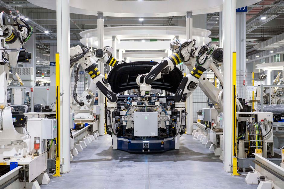 Automated automotive manufacturing production line