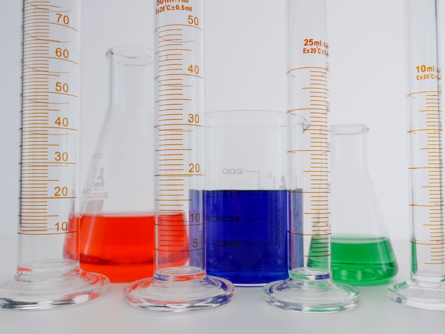Laboratory glassware used for material and chemical testing